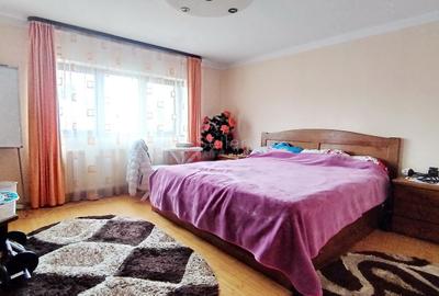 Casă individuală cu 7 camere cu Canalizare în Tractorul - 3