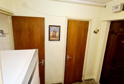 Apartament cu 2 camere semidecomandat, mobilat în Drumul Taberei