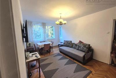 Apartament spatios 3 camere , etaj 1, Centrul Civic, B-dul Victoriei - 1