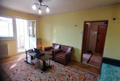Apartament cu 2 camere semidecomandat, mobilat în Titan - 2