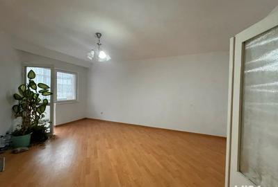 Ap.4 camere etj 1 b-dul Decebal - 5