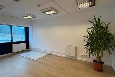 Spatiu de birouri renovat, Centrul Civic, Brasov - 25