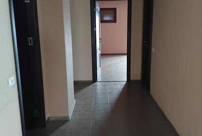30481  Apartament 3 camere cu terasa Km 4-5 - 6