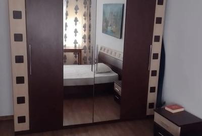 Vand apartament doua camere etaj 2 - 4