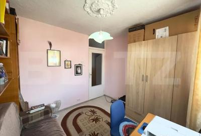 Apartament cu 3 camere decomandat în Central - 1