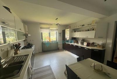 Casa 400 mp de Buhusi, Bacau - 4