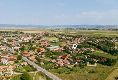 FILM! 2.000 mp teren intravilan, cu utilitati, apreciabil a - 1