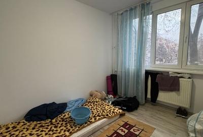 Apartament cu 3 camere semidecomandat, mobilat în Rahova - 6