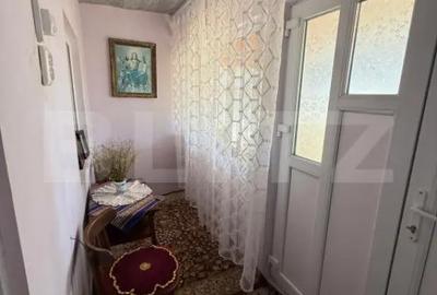 Casă cu 4 camere cu Teren 1053 Mp în Central - 2