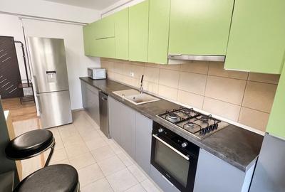 Casă cu 4 camere cu Teren 100 Mp în Central - 1