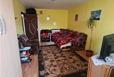 Apartament cu 2 camere decomandat, mobilat în Răcădău - 3