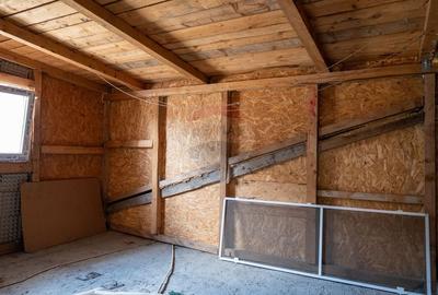 Casă cu 4 camere cu Teren 249 Mp în Andronache - 10