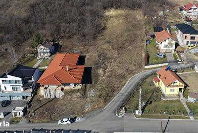 Teren de 1252 mp, în Central - 5