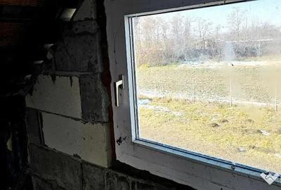 Casă cu 5 camere cu Teren 1407 Mp în Girov - 1