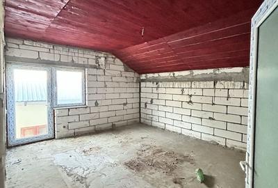 Casă cu 4 camere în Sutești - 2