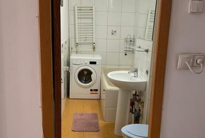 Garsonieră decomandată, mobilată în 13 Septembrie - 9