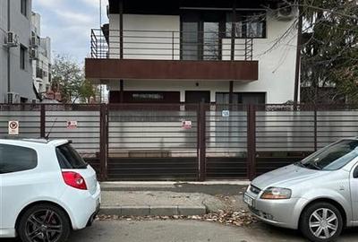 Duplex 2 camere, vila, la 100m de metrou, curte proprie, loc de parcare - 13