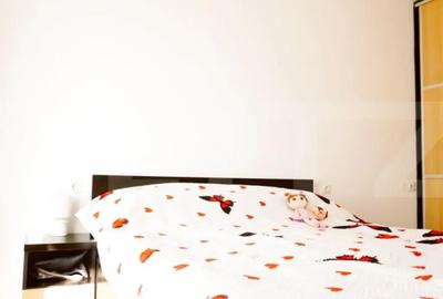 Apartament cu 3 camere semidecomandat în Florești - 3