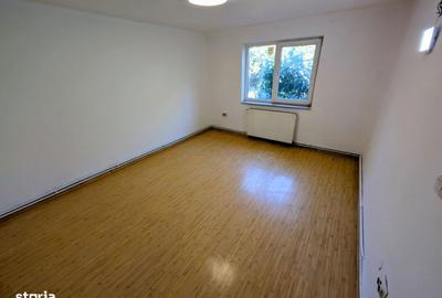 Casă cu 5 camere cu Teren 1200 Mp în Horlești - 6