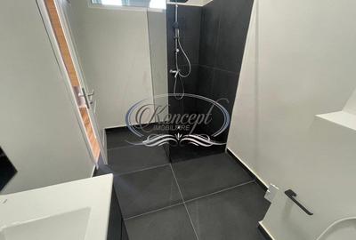 Apartament cu 3 camere semidecomandat în Central - 1