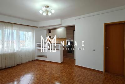 Apartament cu 4 camere decomandat, mobilat în Ștrand