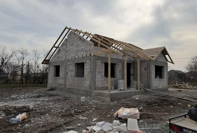 Casă cu 3 camere în Topraisar - 2