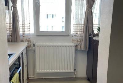 Apartament cu 3 camere semidecomandat în Rahova - 11