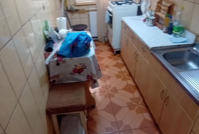 Apartament cu 3 camere semidecomandat în Dărmănești - 4