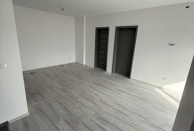 Apartament cu 2 camere în Km 4 - 4