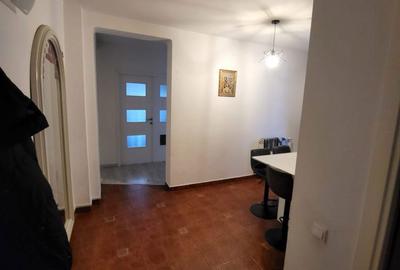 Apartament cu 4 camere în Central - 2