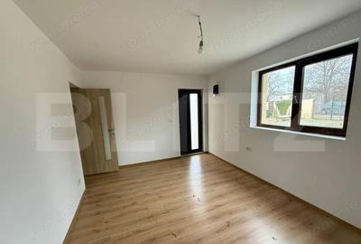 Casă cu Teren 454 Mp în Central - 5