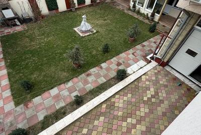 Casă cu 8 camere cu Canalizare în Faleza Nord - 19