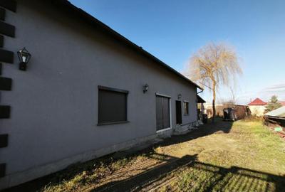 Casa cu 8 camere, 750 mp teren , Radauti - 17