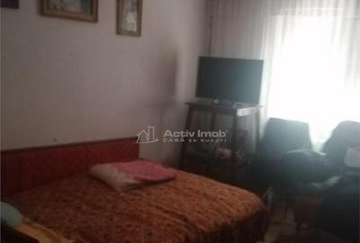 Casa P E, teren 207 mp, zona centrala, pretabila - clinica, - 5