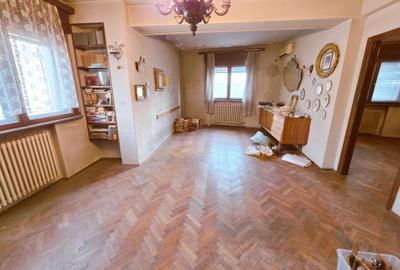 Caderea Bastiliei, apt. 2 camere, etaj 1, balcon,50mp, pe lista de U 3 - 34