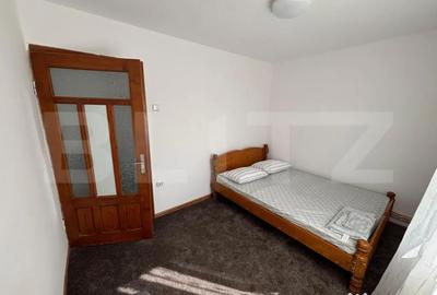 Apartament cu 2 camere semidecomandat, mobilat în Micro 6 - 3