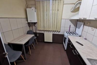 Apartament cu 2 camere decomandat în Nicolina - 3