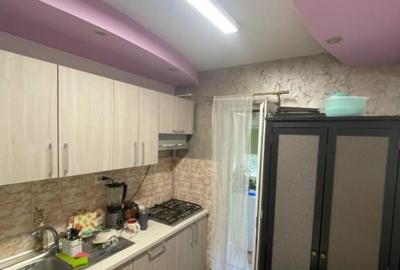 Apartament cu 3 camere decomandat, mobilat în Hotvon - 8