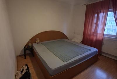 Apartament cu 4 camere decomandat în Vitan - 6