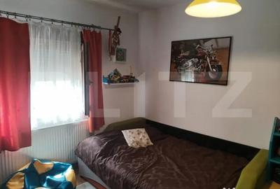Casă cu 4 camere cu Teren 1241 Mp în Amați - 14