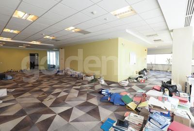 Birou, de 301 mp, în Aviatorilor - 5