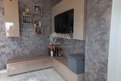 Apartament cu 3 camere decomandat, mobilat în Primo