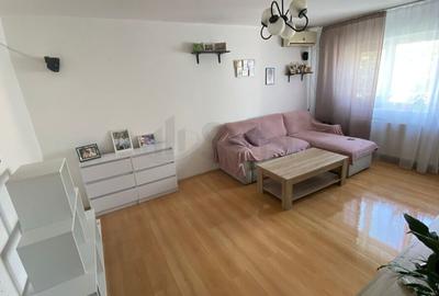 REA1025008 Apartament 3 camere decomandat Zona Gorjului - 1