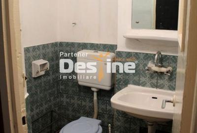 Apartament cu 3 camere decomandat în Horia - 11