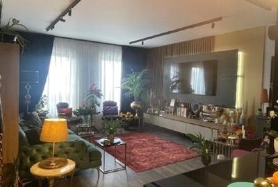 Apartament cu 3 camere decomandat, mobilat în Central - 1