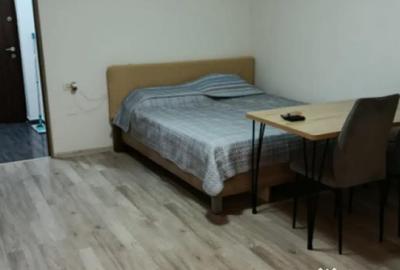 Garsonieră decomandată în Far - 2