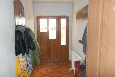 Casă cu 5 camere în Ronaț - 19