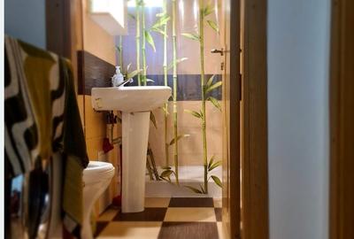 Garsonieră decomandată în Micro 3 - 3