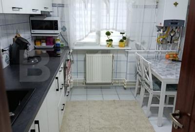 Apartament cu 3 camere decomandat în George Enescu - 2