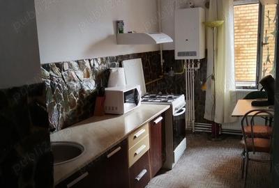 Apartament cu 2 camere decomandat în Central - 2